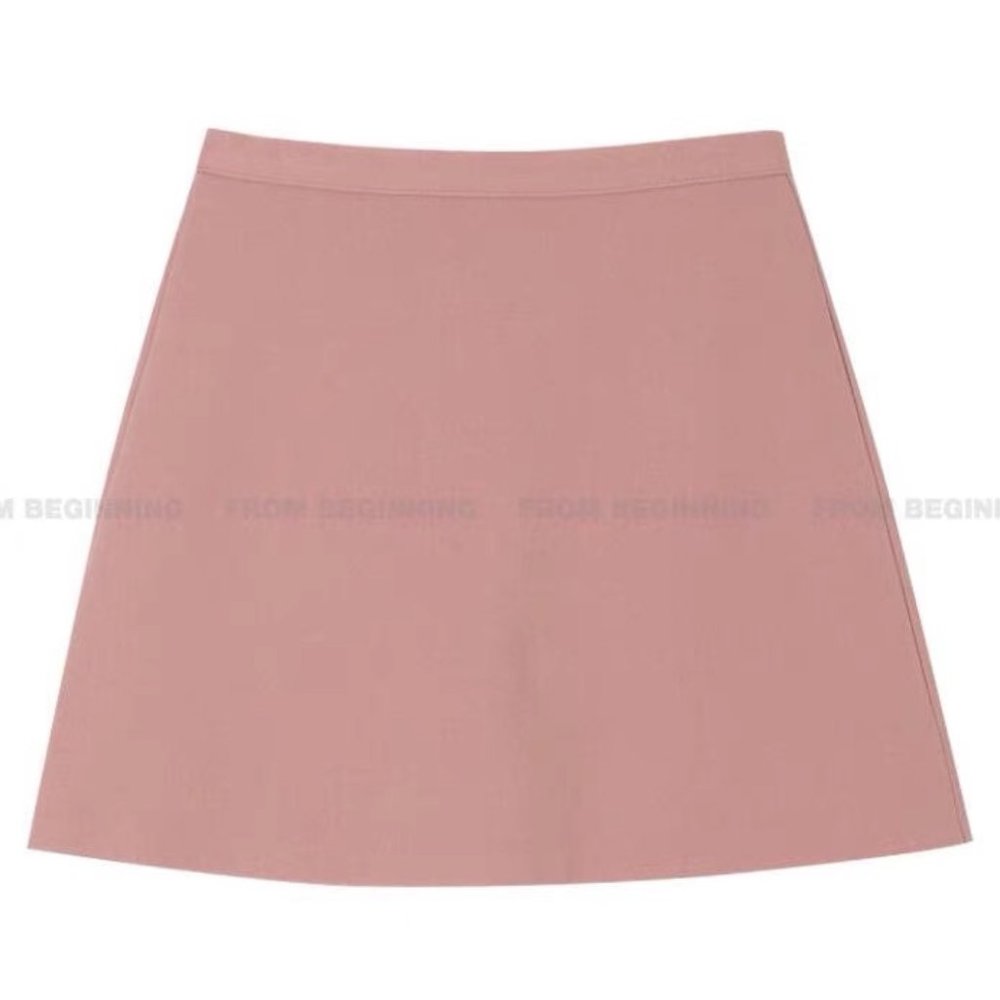 pink skirt